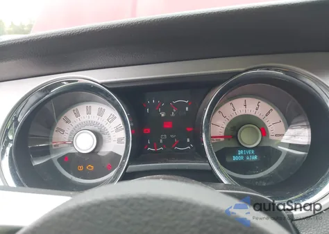 2012 Ford Mustang V6 Premium z USA, uszkodzony, nr VIN 1ZVBP8EM5C5273857